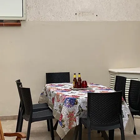 Casa Elise' Semesterbostad *